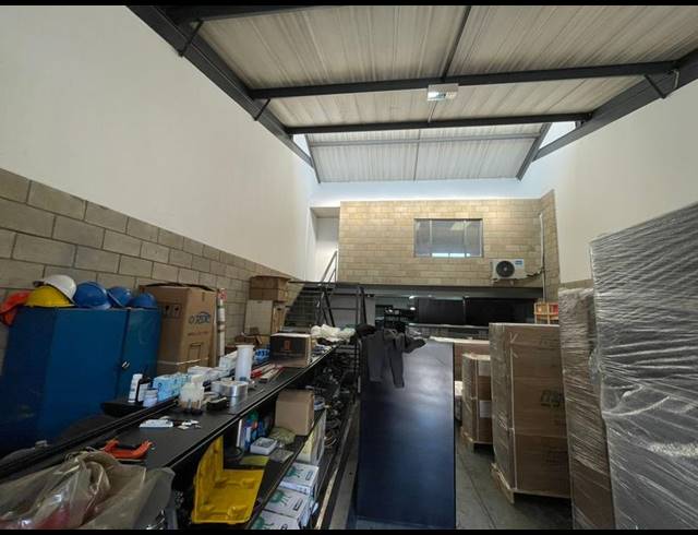 INDUSTRIAL PROPERTY TO RENT IN HENNOPSPARK